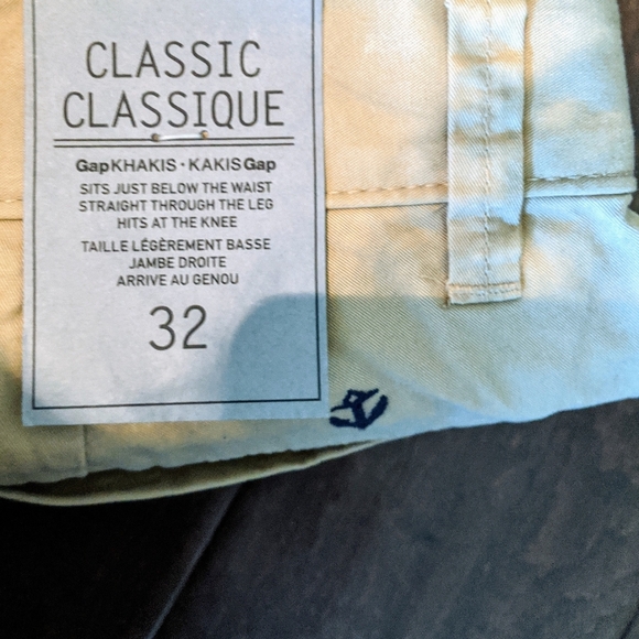 BNWT Mens Khaki Shorts - Picture 4 of 7